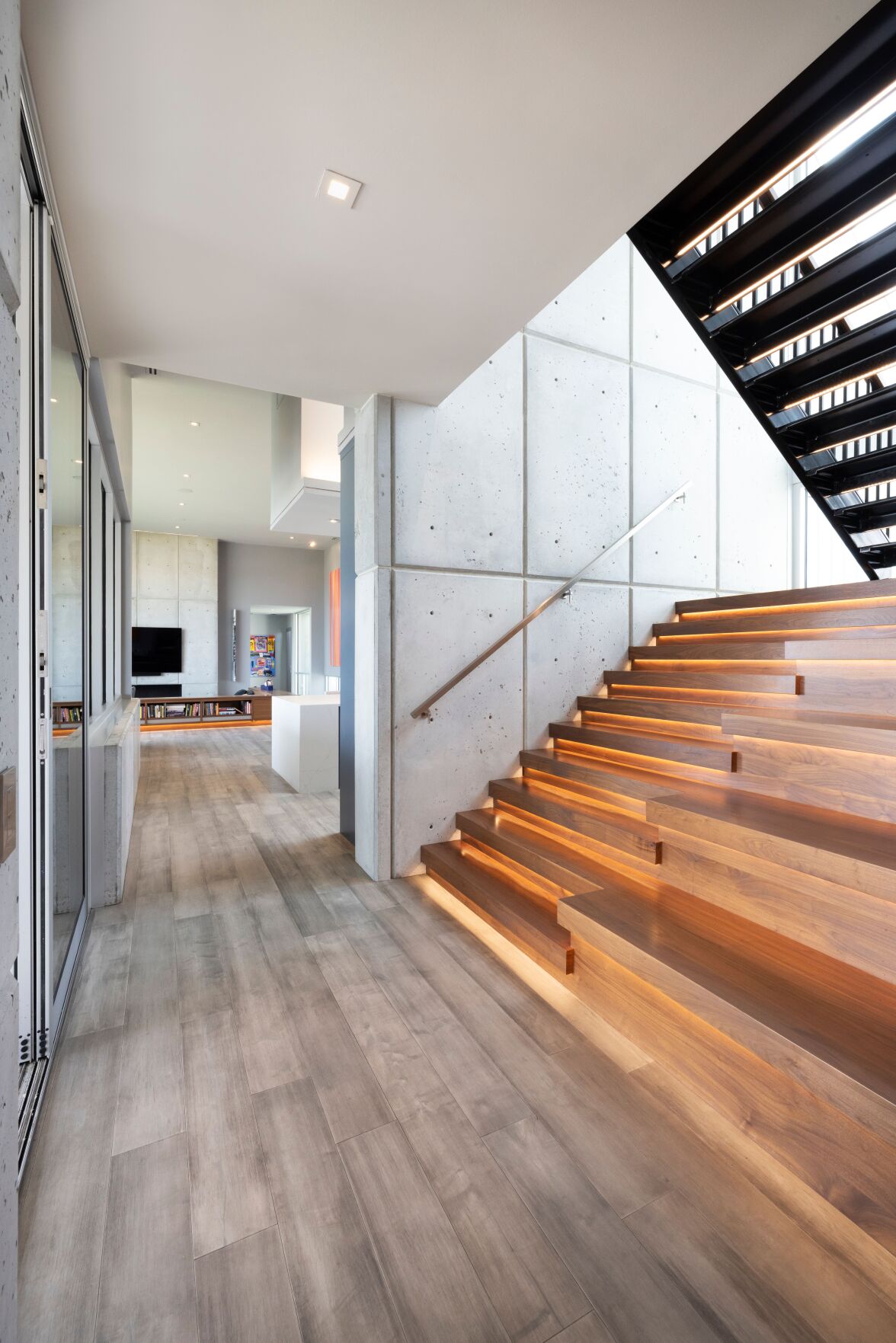 chip9.jpg, stairs